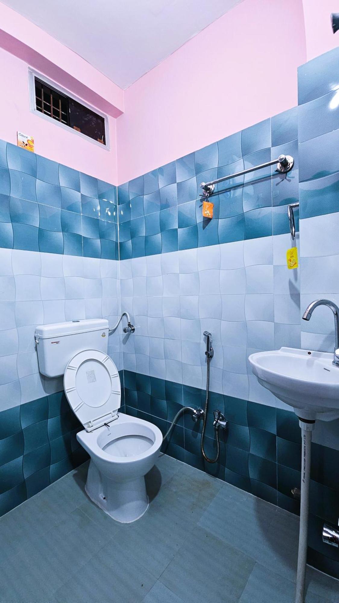 Хостел Banjara House Варанасі Екстер'єр фото